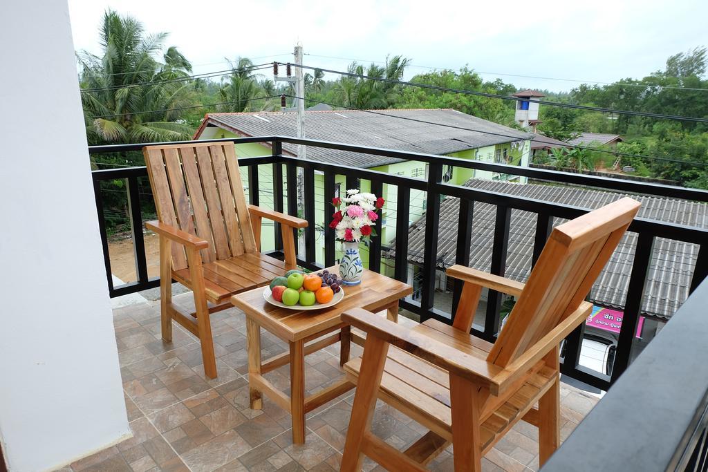 Chatin Guesthouse Khao Lak Extérieur photo